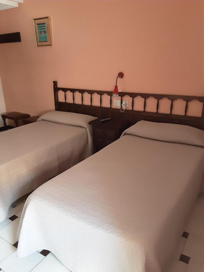 Hostal El Molino Calanda Esterno foto