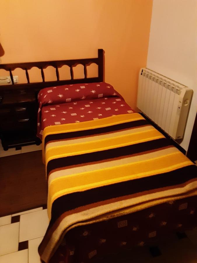 Hostal El Molino Calanda Esterno foto