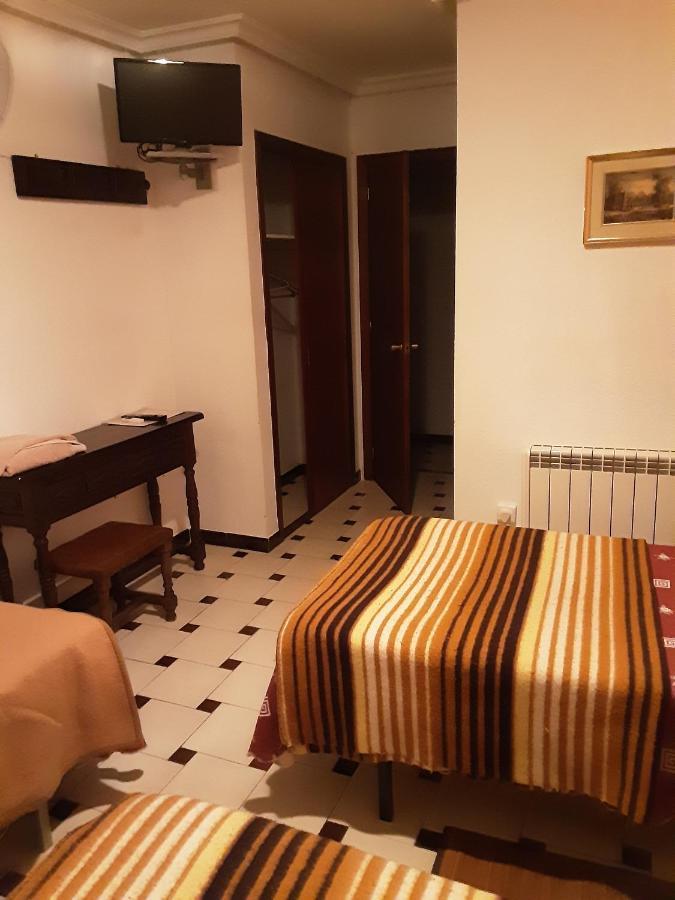 Hostal El Molino Calanda Esterno foto
